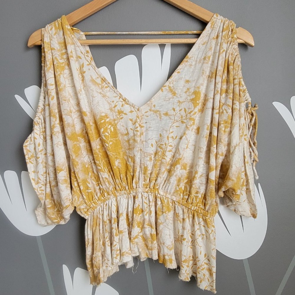 Free People Abracadabra Cold Shoulder V Neck Top - Picture 5 of 8